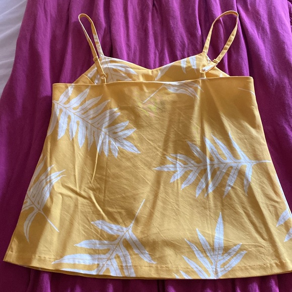 Sig Zane Blouse - Picture 2 of 5